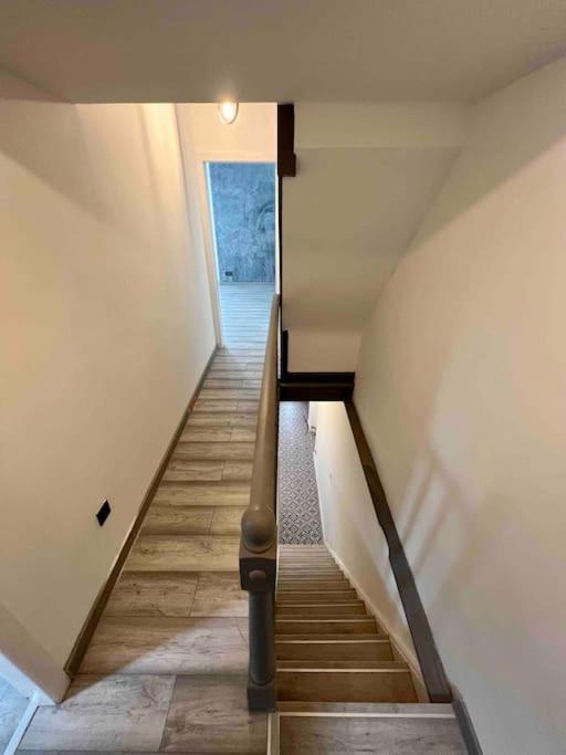 Casa de férias Modern Centre Townhouse Sleeps 10 & Parking Manchester